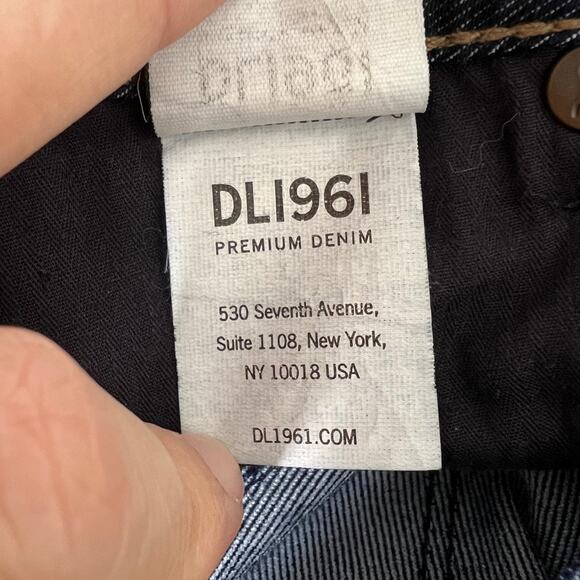 DL1961 Toni High Rise Cropped Jeans Dark Wash Crush Womens Size 26 - Picture 12 of 12